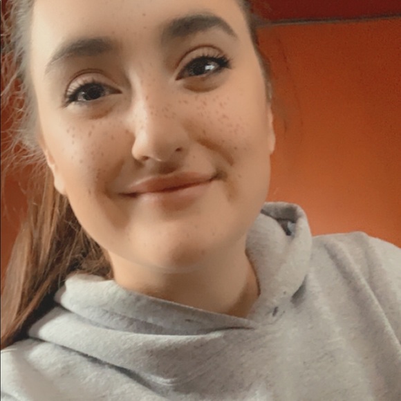 Meet your Posher, Kaitlyn - Picture 1 of 1